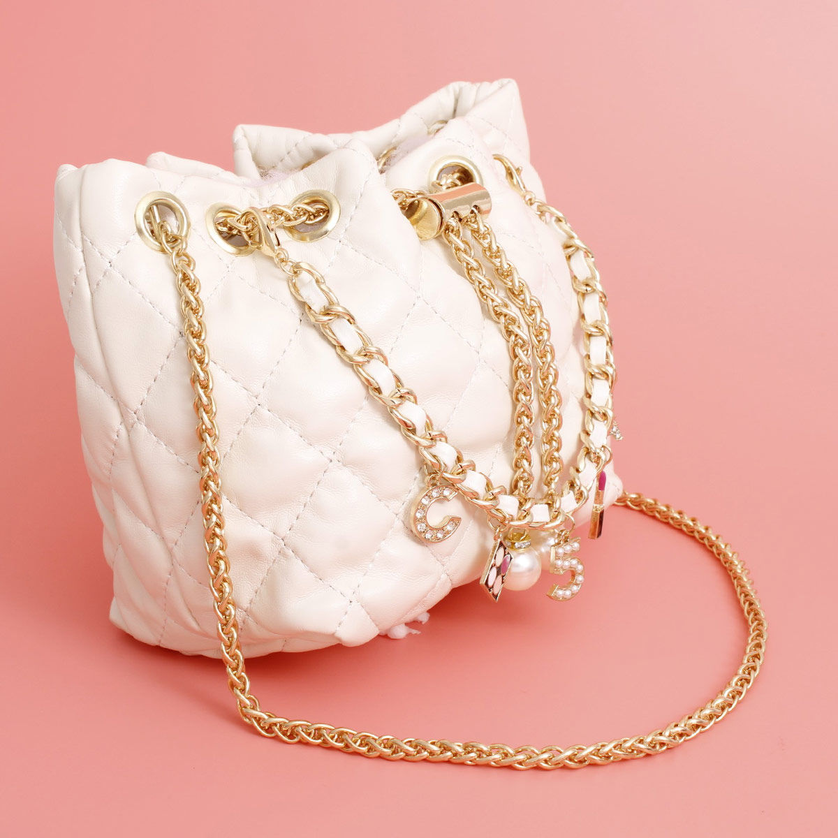 Mini Bucket White Quilted Parisian Lux Charm Bag - Premium Wholesale Fashion Accessories from Pinktown - Just $27! Shop now at chiquestyles