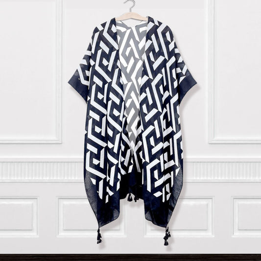 Kimono Geo Print Black and White for Women - Premium Wholesale Fashion Accessories from Pinktown - Just $22! Shop now at chiquestyles