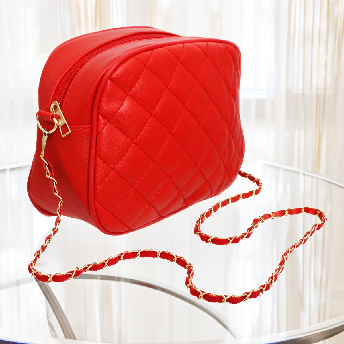 Crossbody Small Red Quilted Chain Strap Bag Women - Premium Wholesale Fashion Accessories from Pinktown - Just $19! Shop now at chiquestyles