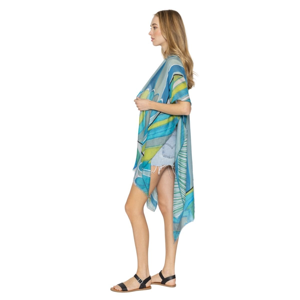 Green Abstract Print Kimono|37.4 x 35.4 inches - Premium Wholesale Boutique Clothing from Pinktown - Just $23! Shop now at chiquestyles