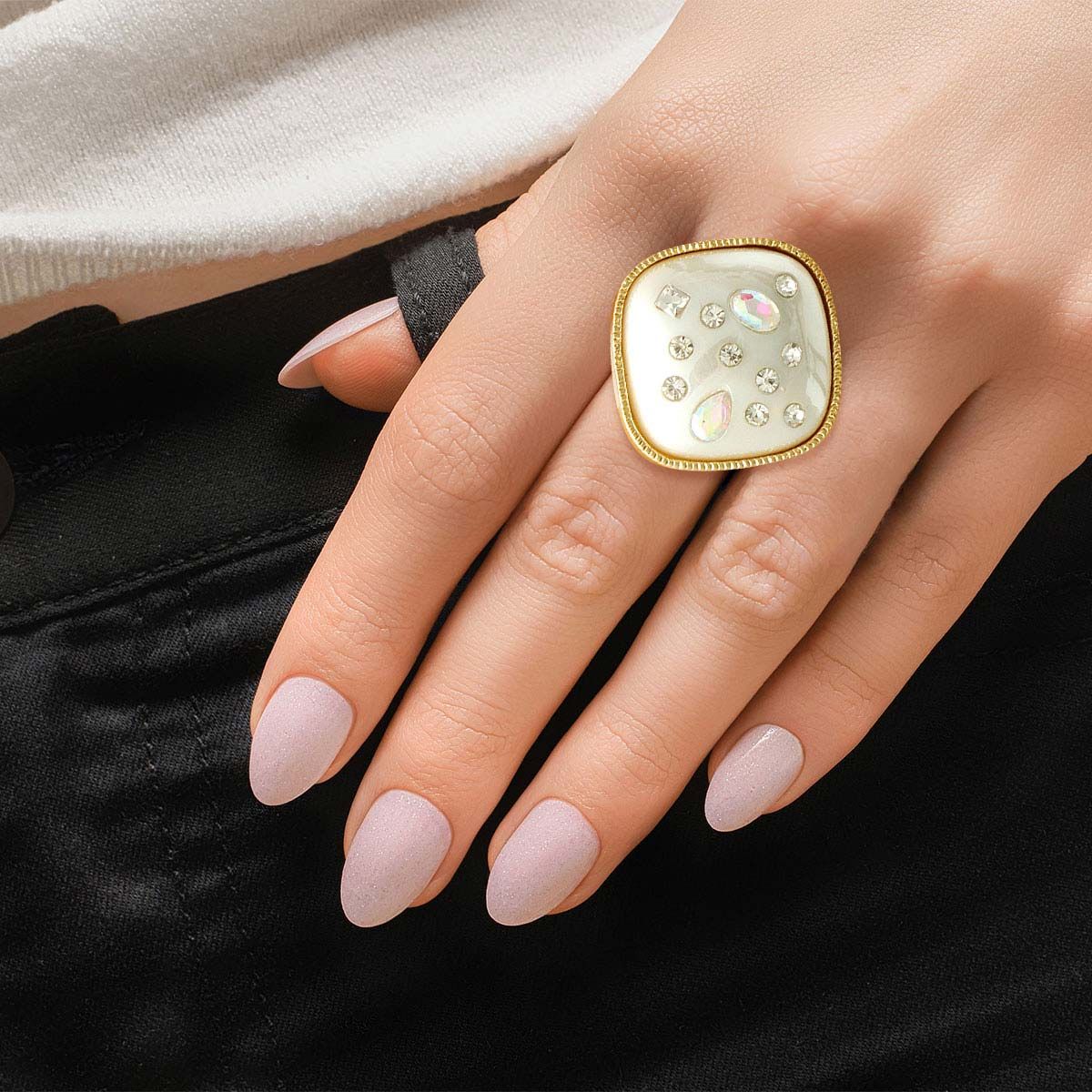 Gold Cream Pearl Square Ring|Stretch to Fit - Premium Wholesale Jewelry from Pinktown - Just $12! Shop now at chiquestyles