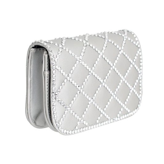 Silver Quilted Belt Bag|6.75 x 4.5 x 1.85 inches - Premium Wholesale Fashion Accessories from Pinktown - Just $30! Shop now at chiquestyles