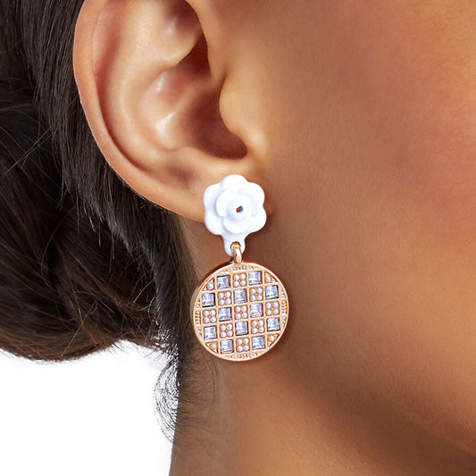 White Flower Checkerboard Earrings|1.25 inches - Premium Wholesale Jewelry from Pinktown - Just $11! Shop now at chiquestyles